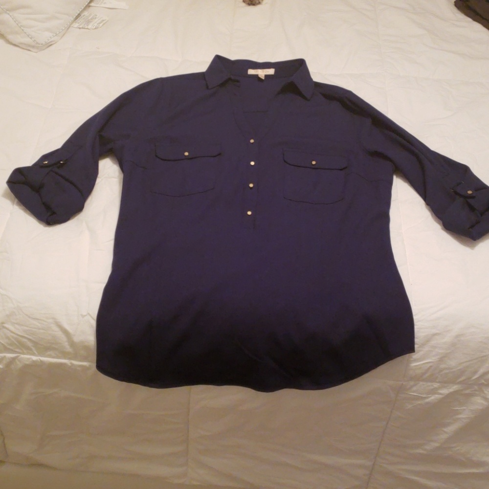 Blue dress shirt